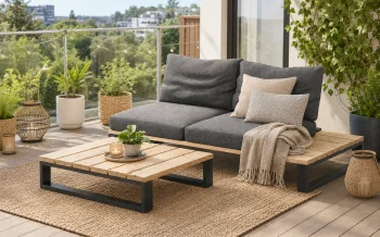 ZESTAW MEBLI OGRODOWYCH PREMIUM PREMIUM DREWNO TERMO + PODUSZKI / SOFA + STOLIK/ METALOWE NOGI CZARNE  (1)