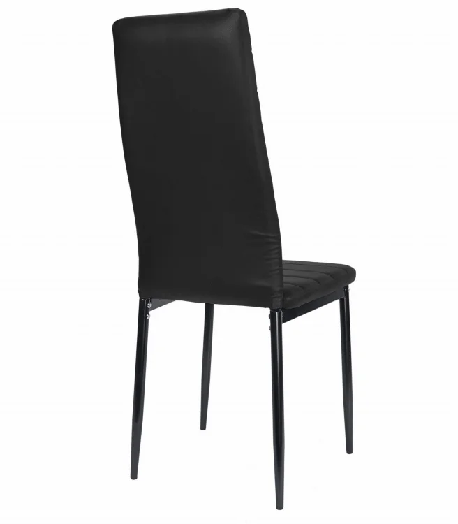 7600