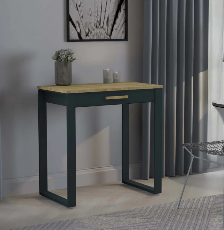 Biurko LOFT GERMAN z drewnianym blatem, ciemną podstawą ramową i jedną szufladą.